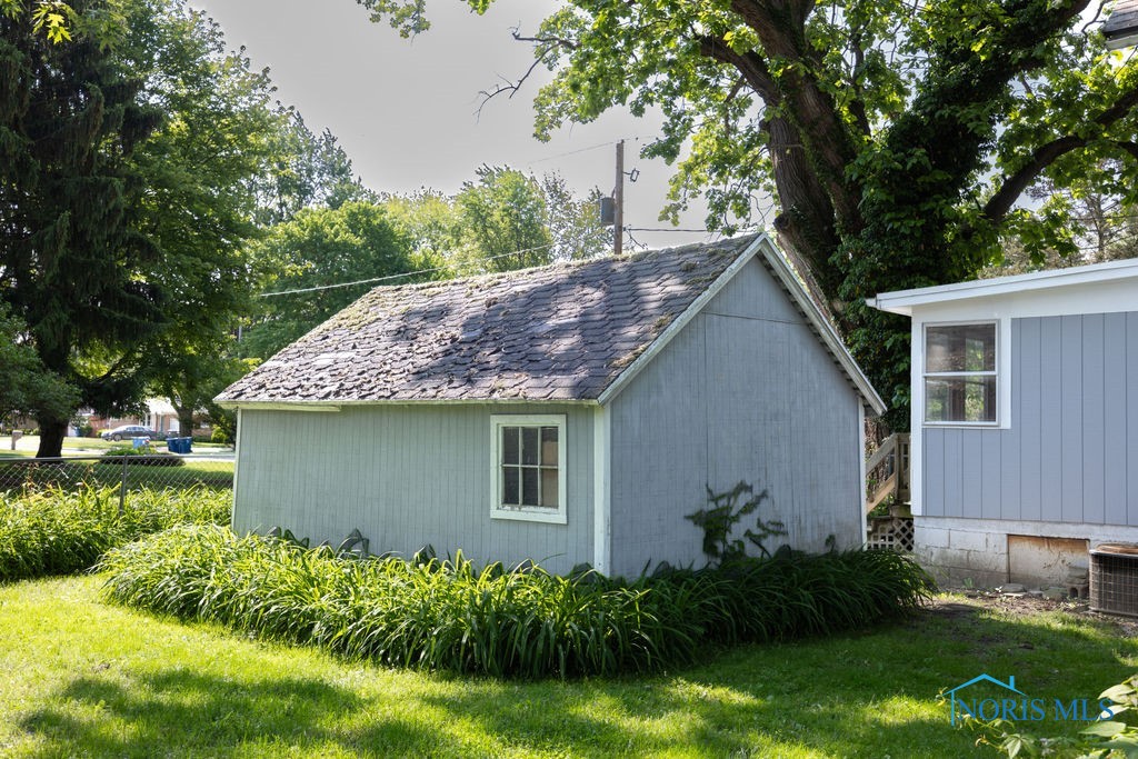 526 W Garfield Avenue, Swanton, Ohio image 14