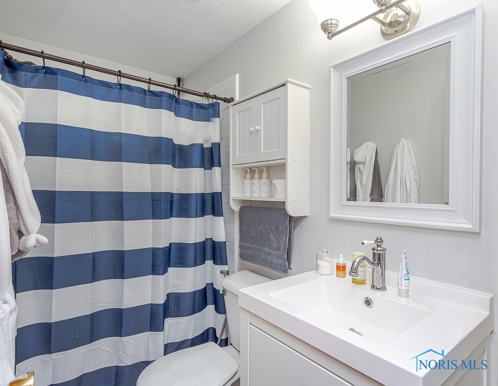 3757 N Mccord Road, Toledo, Ohio image 28