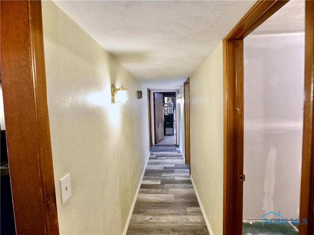 416 Donbar Drive, Bowling Green, Ohio image 18
