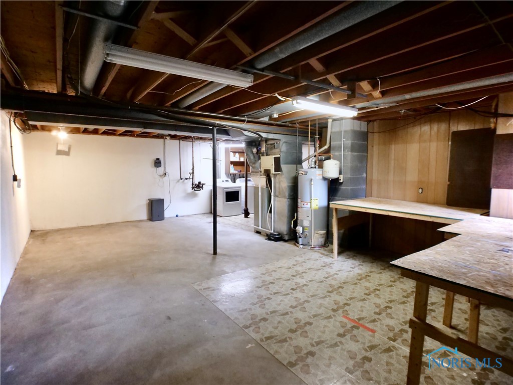 416 Donbar Drive, Bowling Green, Ohio image 20