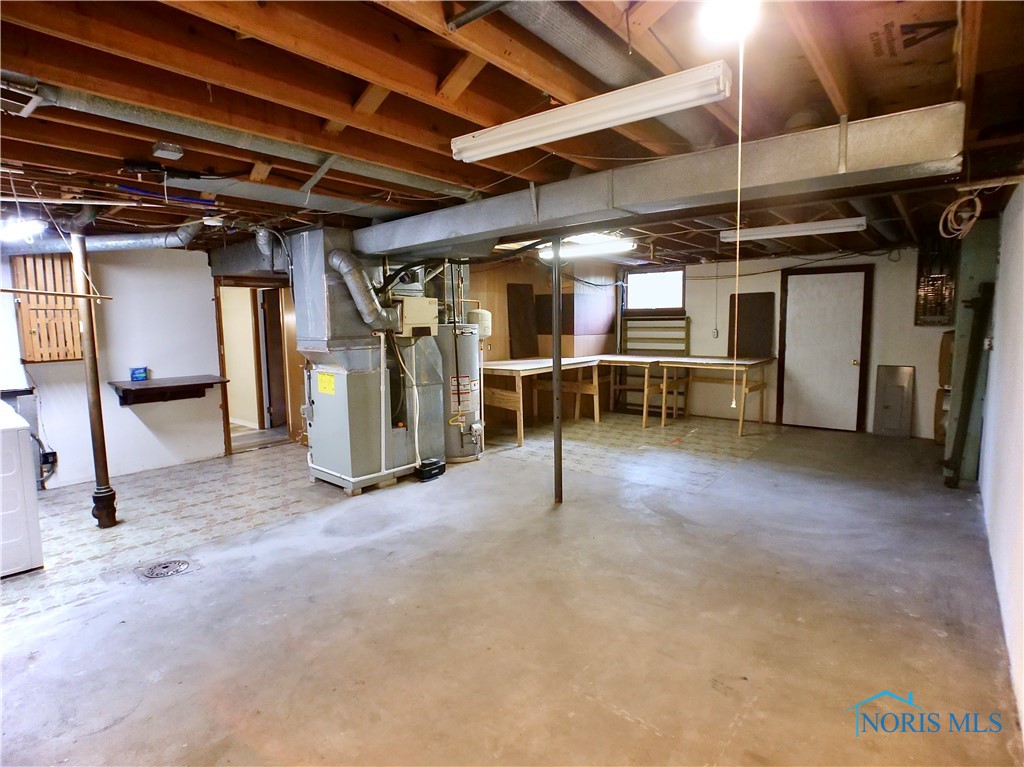 416 Donbar Drive, Bowling Green, Ohio image 19
