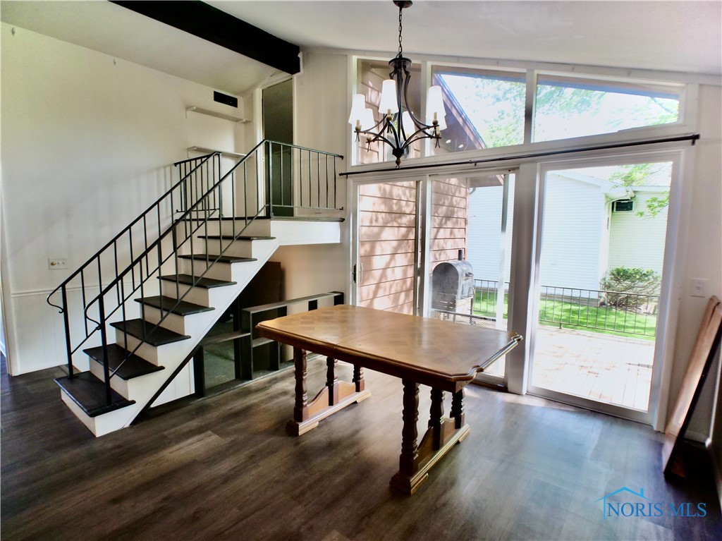 416 Donbar Drive, Bowling Green, Ohio image 3