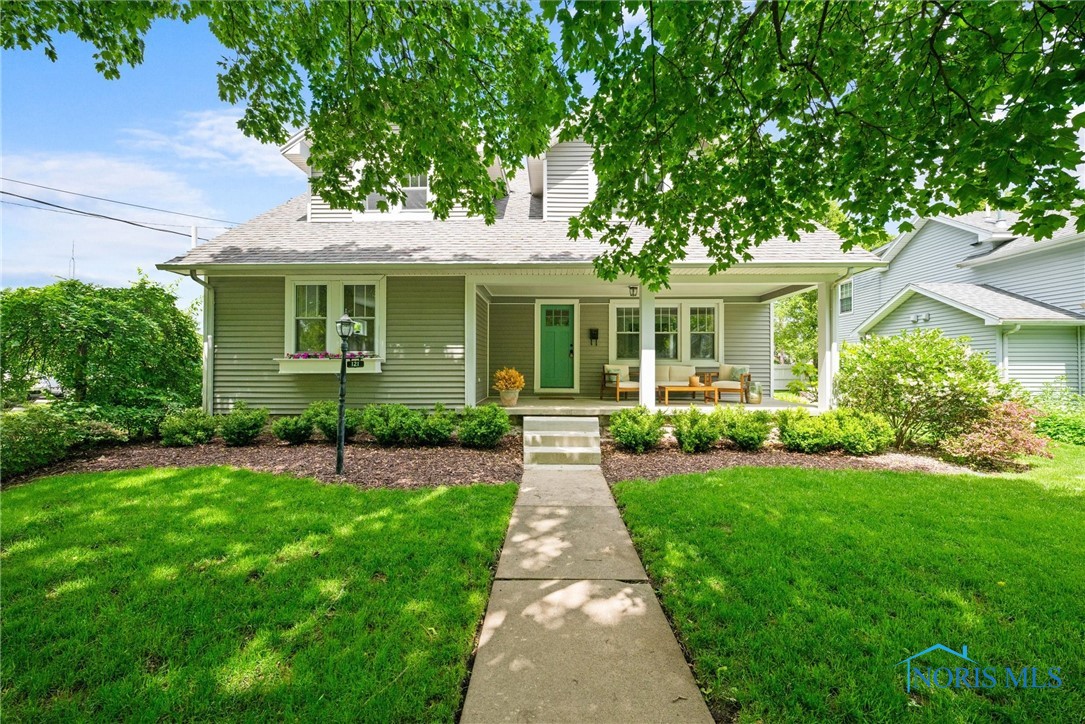121 W 5th Street, Perrysburg, Ohio image 2