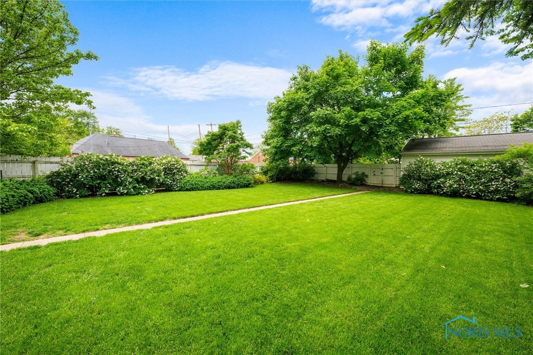 121 W 5th Street, Perrysburg, Ohio image 32
