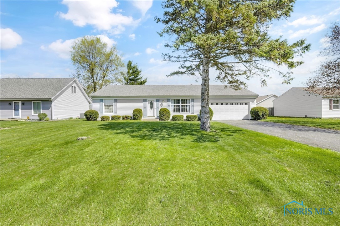 14384 Georgetown Drive, Bowling Green, Ohio image 1