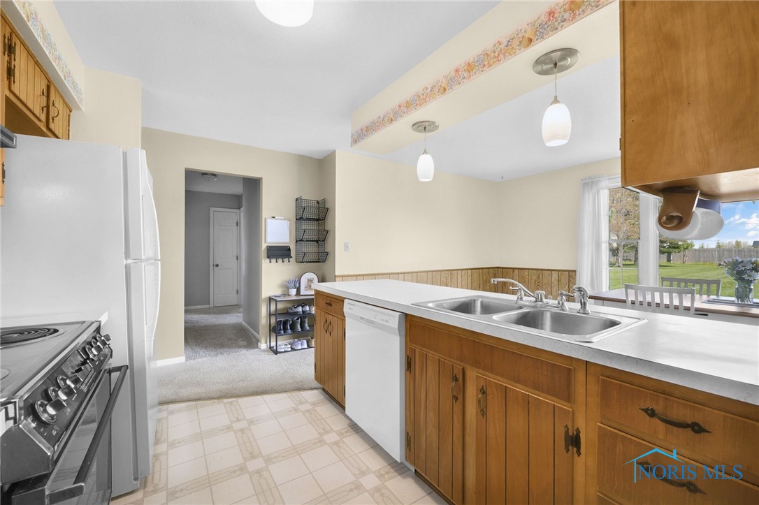 14384 Georgetown Drive, Bowling Green, Ohio image 10