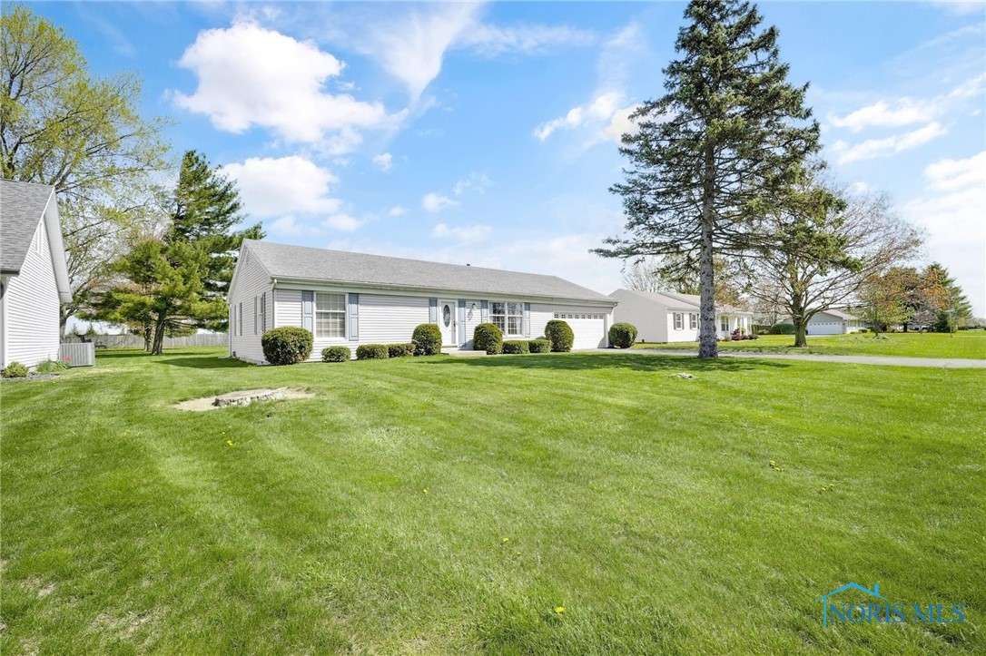 14384 Georgetown Drive, Bowling Green, Ohio image 3