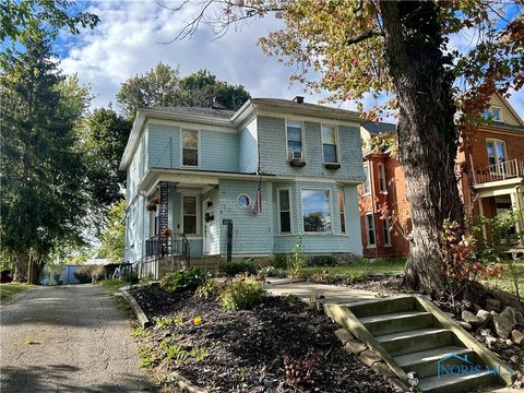 Photo of 103 Clinton Avenue, Tiffin, OH 44883 (MLS # 6136832)