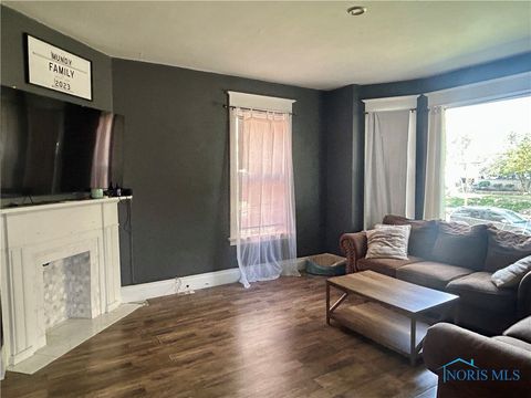 Tiny photo for 103 Clinton Avenue, Tiffin, OH 44883 (MLS # 6136832)
