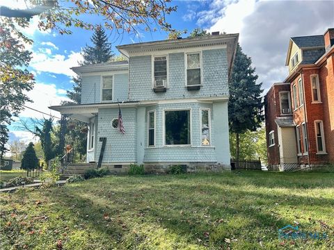 Tiny photo for 103 Clinton Avenue, Tiffin, OH 44883 (MLS # 6136832)