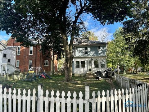 Tiny photo for 103 Clinton Avenue, Tiffin, OH 44883 (MLS # 6136832)