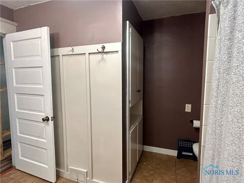 Tiny photo for 103 Clinton Avenue, Tiffin, OH 44883 (MLS # 6136832)