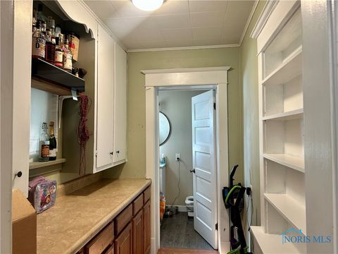 Tiny photo for 103 Clinton Avenue, Tiffin, OH 44883 (MLS # 6136832)