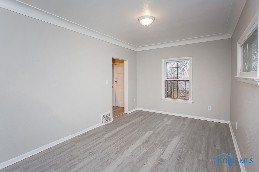3103 Cottage Avenue, Toledo, Ohio image 12