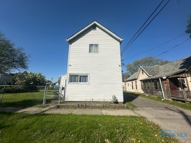 2111 Elm Street, Toledo, Ohio image 1