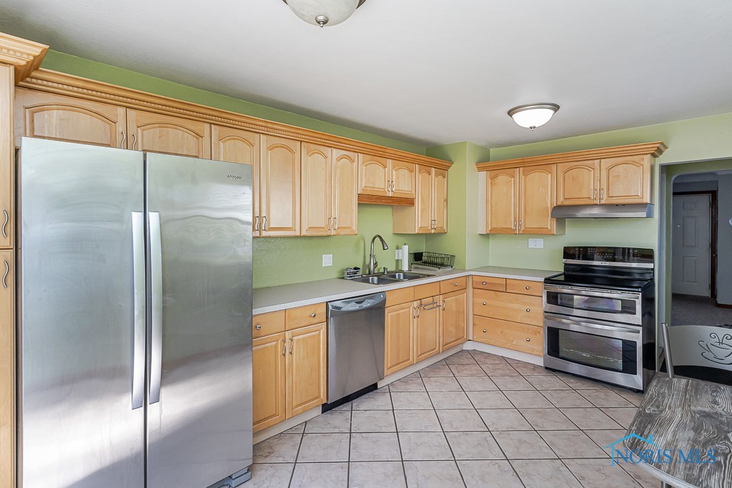 4522 Naomi Drive, Toledo, Ohio image 13