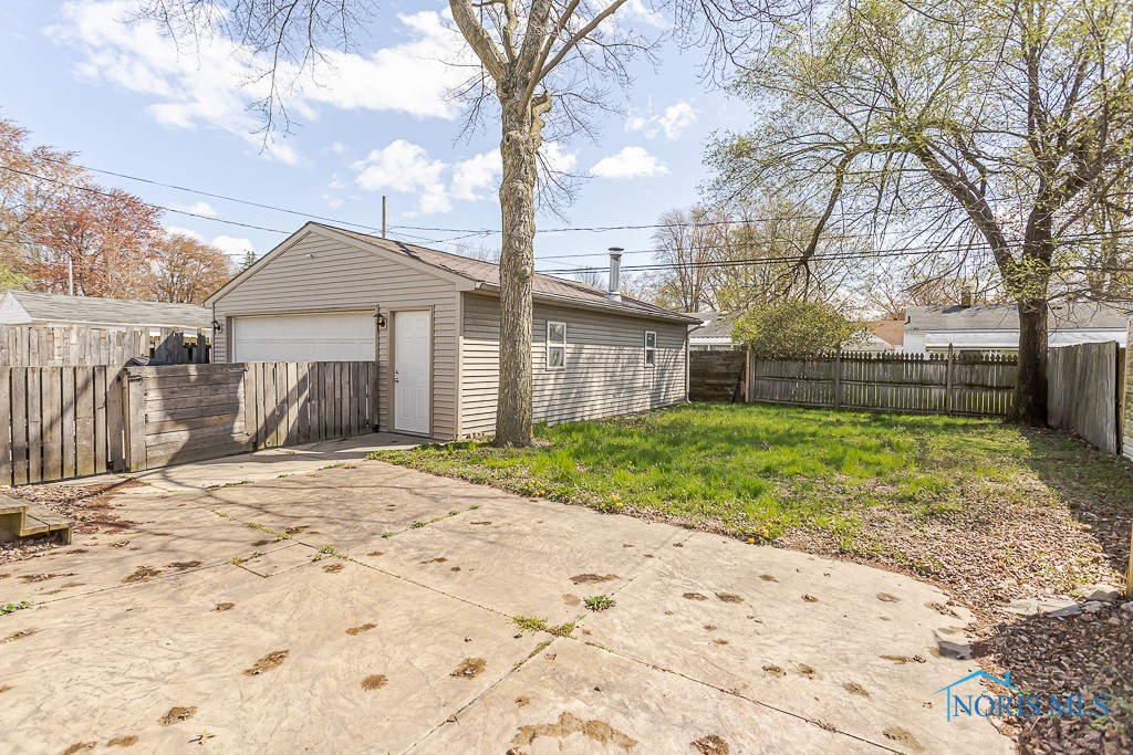 4522 Naomi Drive, Toledo, Ohio image 5