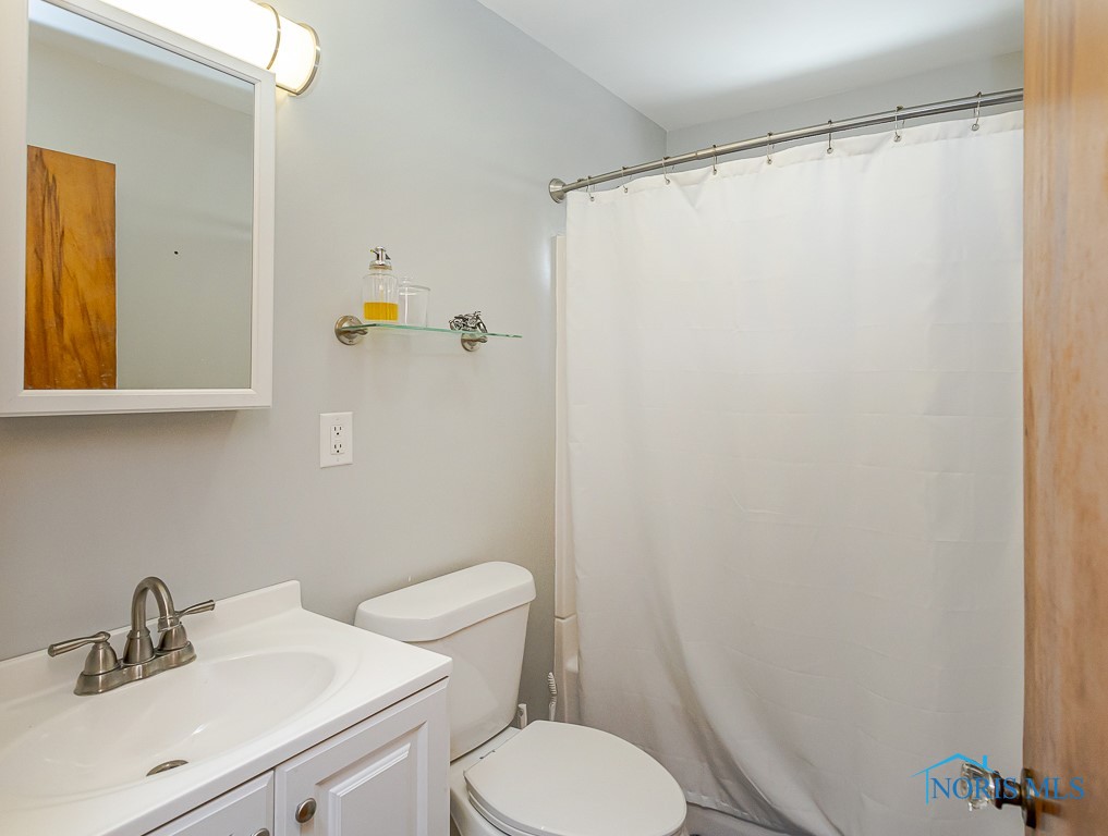 4522 Naomi Drive, Toledo, Ohio image 23