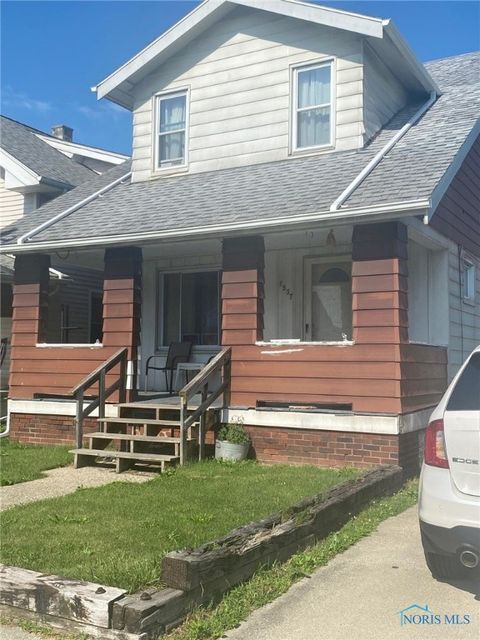 Photo of 1537 Remington Street, Toledo, OH 43605 (MLS # 6136387)