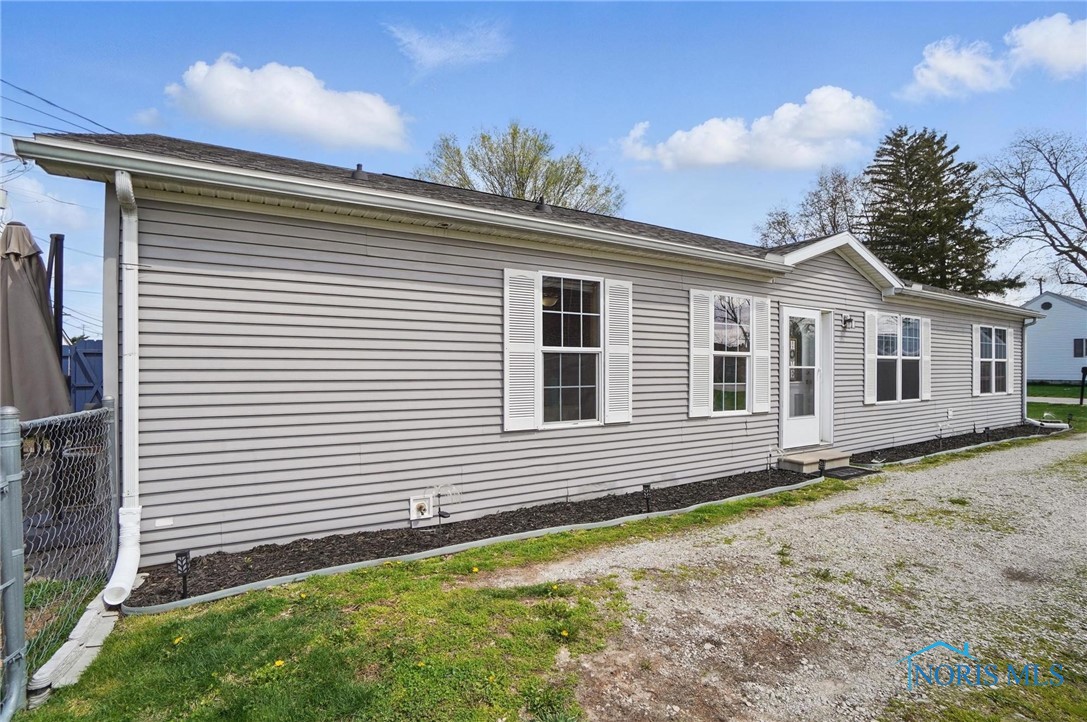 232 Gardner Avenue, Northwood, Ohio image 2