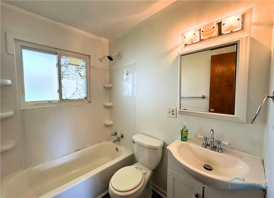 4856 Brinthaven Road, Sylvania, Ohio image 12