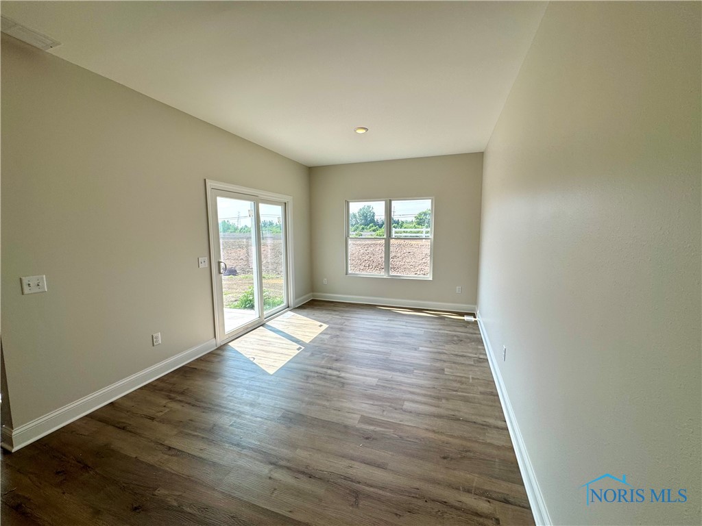 5018 Easton Drive, Oregon, Ohio image 5