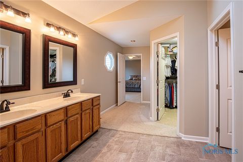 Tiny photo for 5555 Birch Hollow Court, Sylvania, OH 43560 (MLS # 6136075)