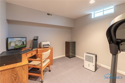 Tiny photo for 5555 Birch Hollow Court, Sylvania, OH 43560 (MLS # 6136075)