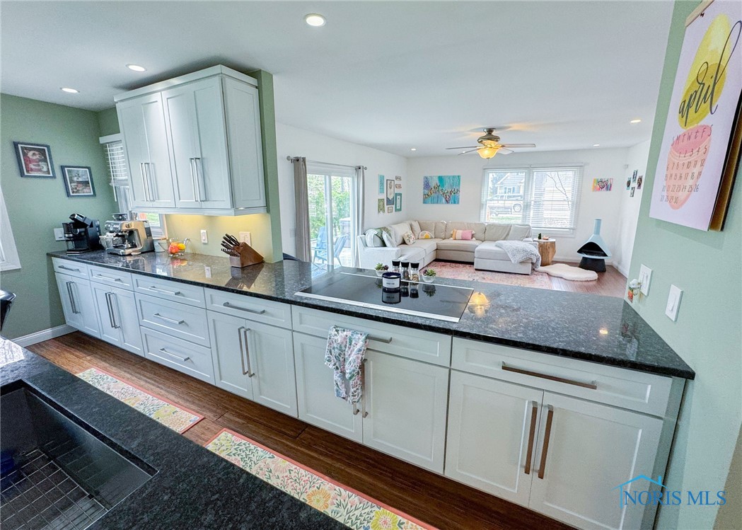 6423 Berkey Southern Road, Whitehouse, Ohio image 12