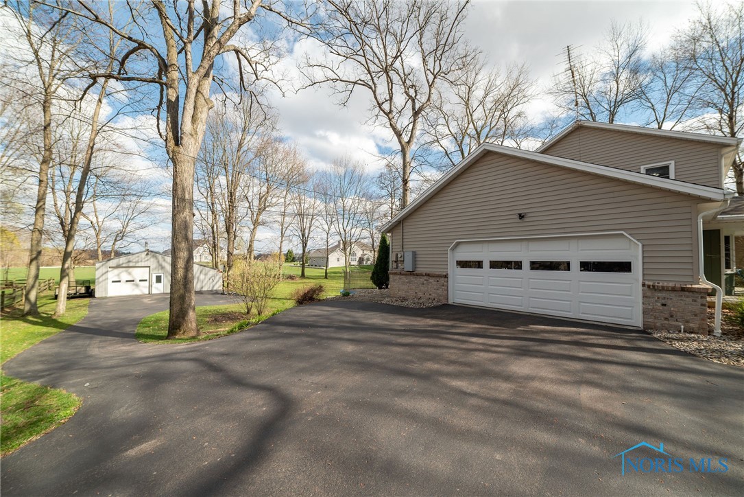 6423 Berkey Southern Road, Whitehouse, Ohio image 46
