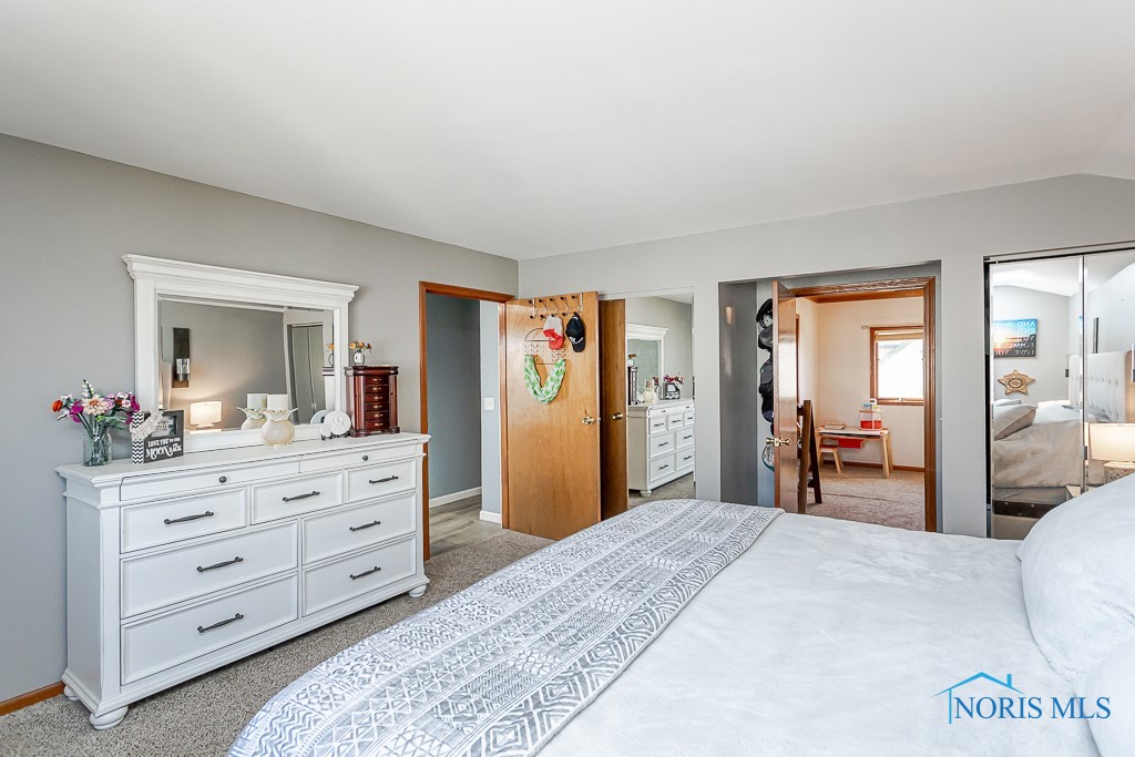 22690 W Toledo Street, Curtice, Ohio image 32
