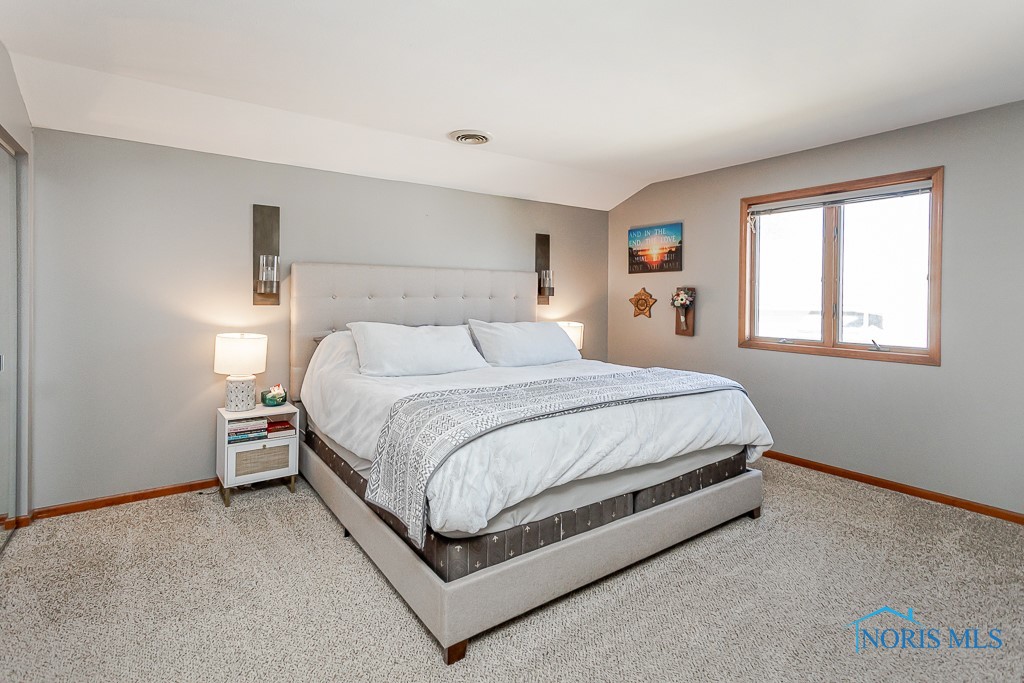 22690 W Toledo Street, Curtice, Ohio image 30