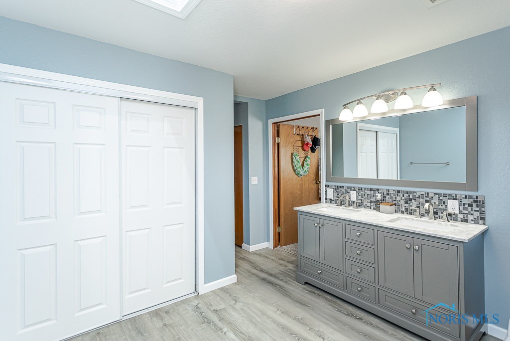 22690 W Toledo Street, Curtice, Ohio image 37