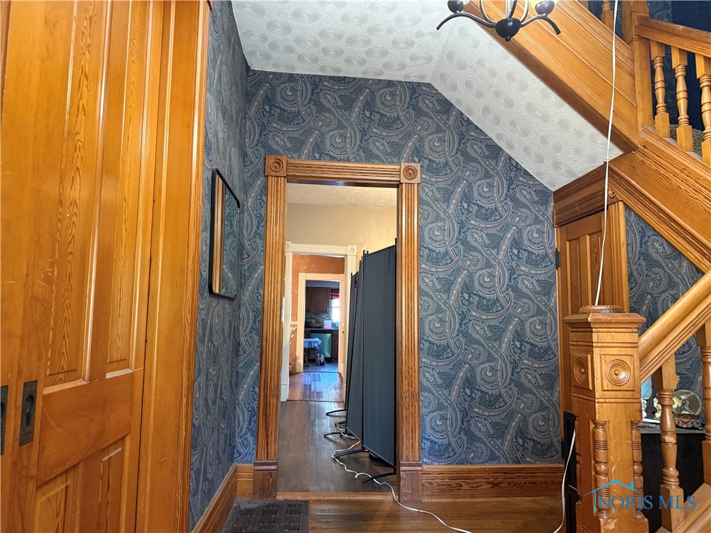 1023 Buckland Avenue, Fremont, Ohio image 7