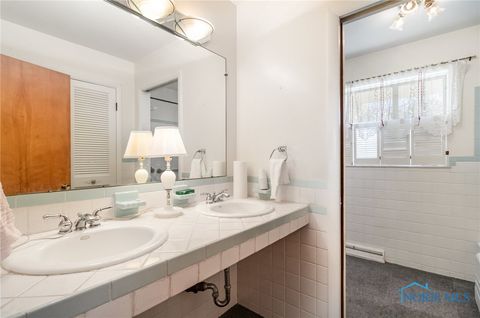 Tiny photo for 1301 Cass Road, Maumee, OH 43537 (MLS # 6136645)