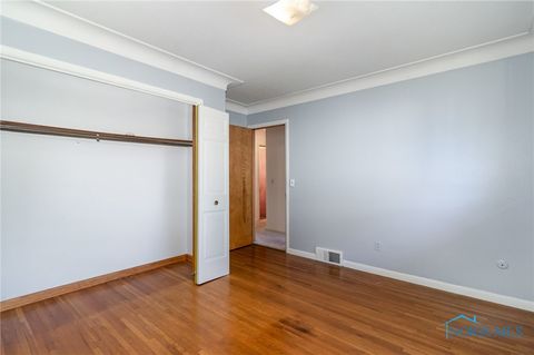 Tiny photo for 1301 Cass Road, Maumee, OH 43537 (MLS # 6136645)