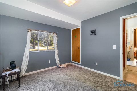 Tiny photo for 1301 Cass Road, Maumee, OH 43537 (MLS # 6136645)