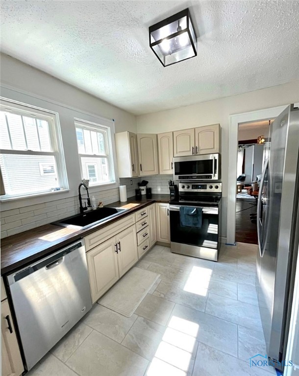 1023 Hurd Avenue, Findlay, Ohio image 5