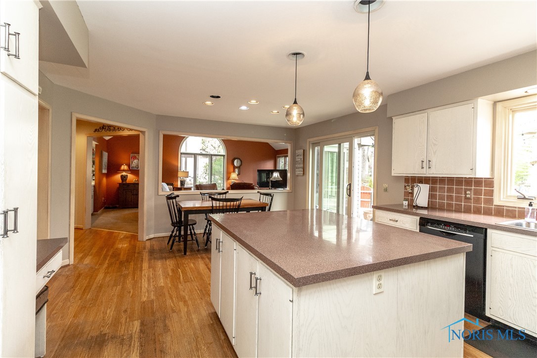 6908 Cloister Road, Toledo, Ohio image 15