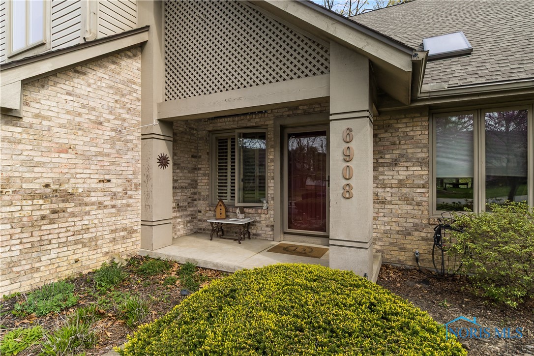 6908 Cloister Road, Toledo, Ohio image 4