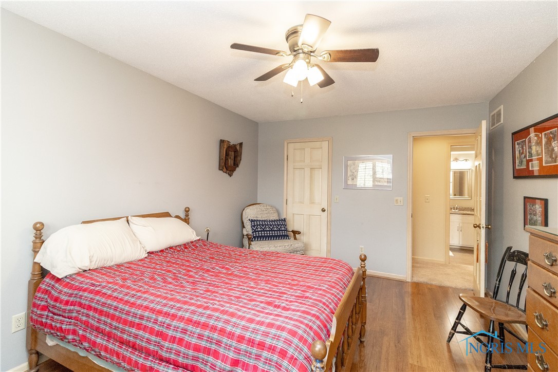 6908 Cloister Road, Toledo, Ohio image 35