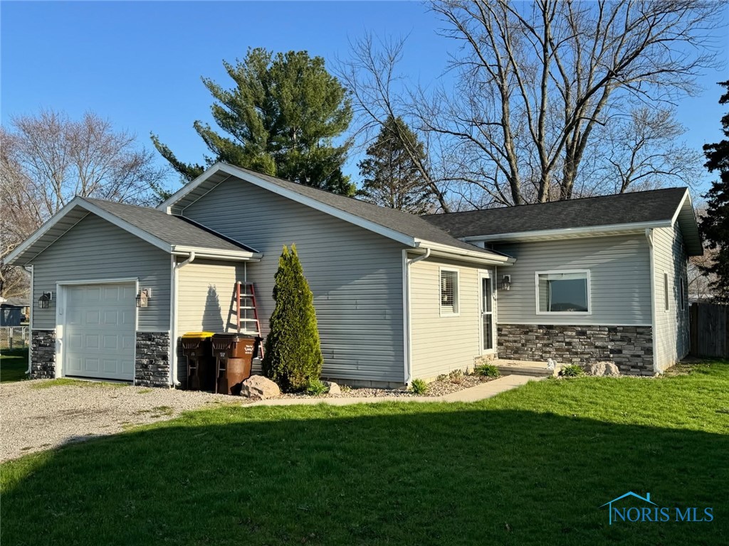 210 W Allison Street, Stryker, Ohio image 1