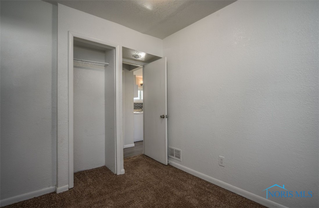 228 Deigle Drive, Toledo, Ohio image 12