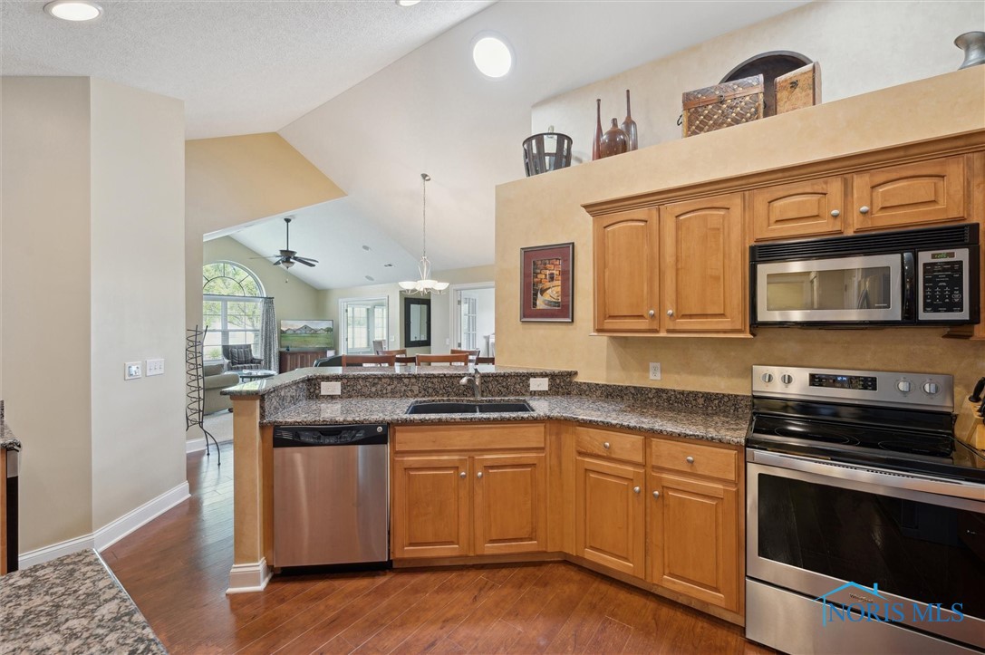 2730 Canterbury Circle #23B, Port Clinton, Ohio image 24