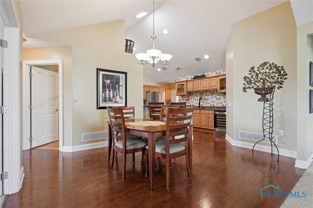 2730 Canterbury Circle #23B, Port Clinton, Ohio image 20