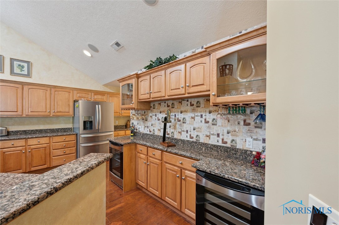 2730 Canterbury Circle #23B, Port Clinton, Ohio image 22