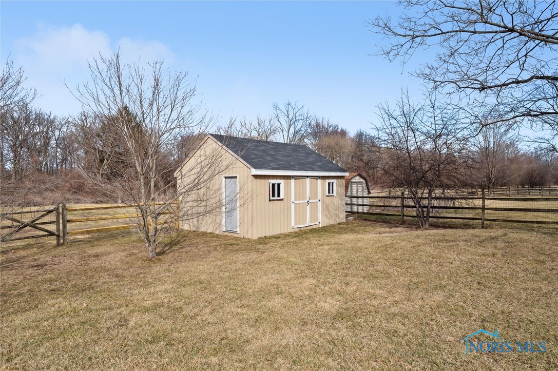 7106 Country Creek Road, Maumee, Ohio image 36