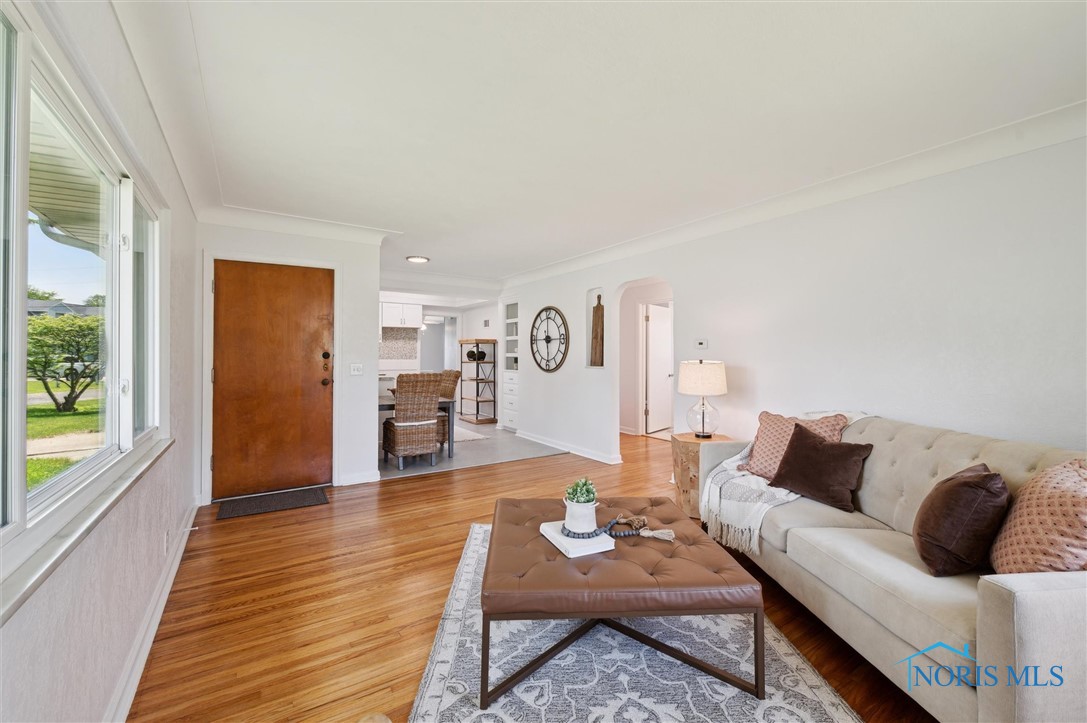 1240 Westgate Road, Toledo, Ohio image 10
