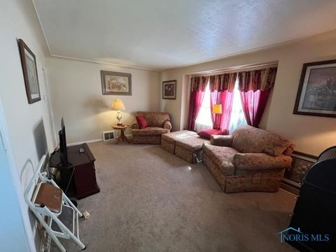 Tiny photo for 4669 S Detroit Avenue, Toledo, OH 43614 (MLS # 6136111)