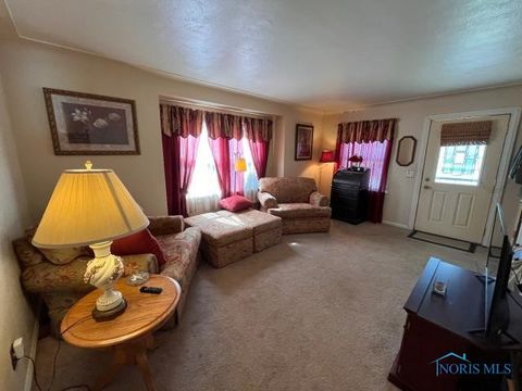 Tiny photo for 4669 S Detroit Avenue, Toledo, OH 43614 (MLS # 6136111)